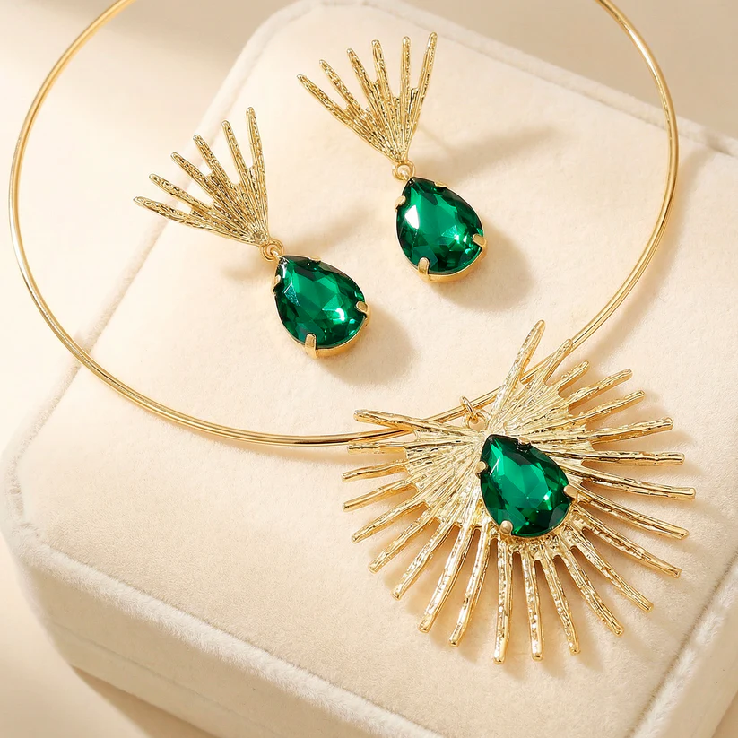 Anti-Tarnish Hedgehog Hasli Set With Earrings